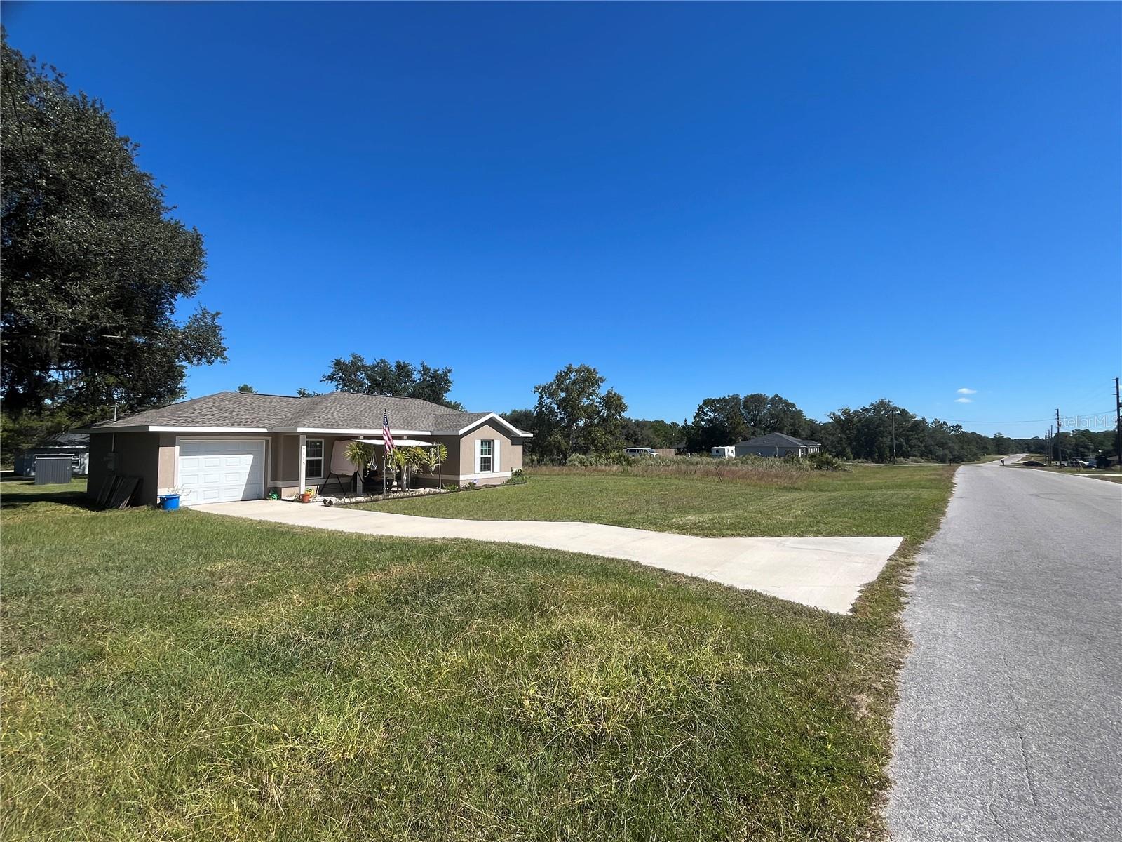 115 MALAUKA RADIAL, Ocklawaha, FL 32179