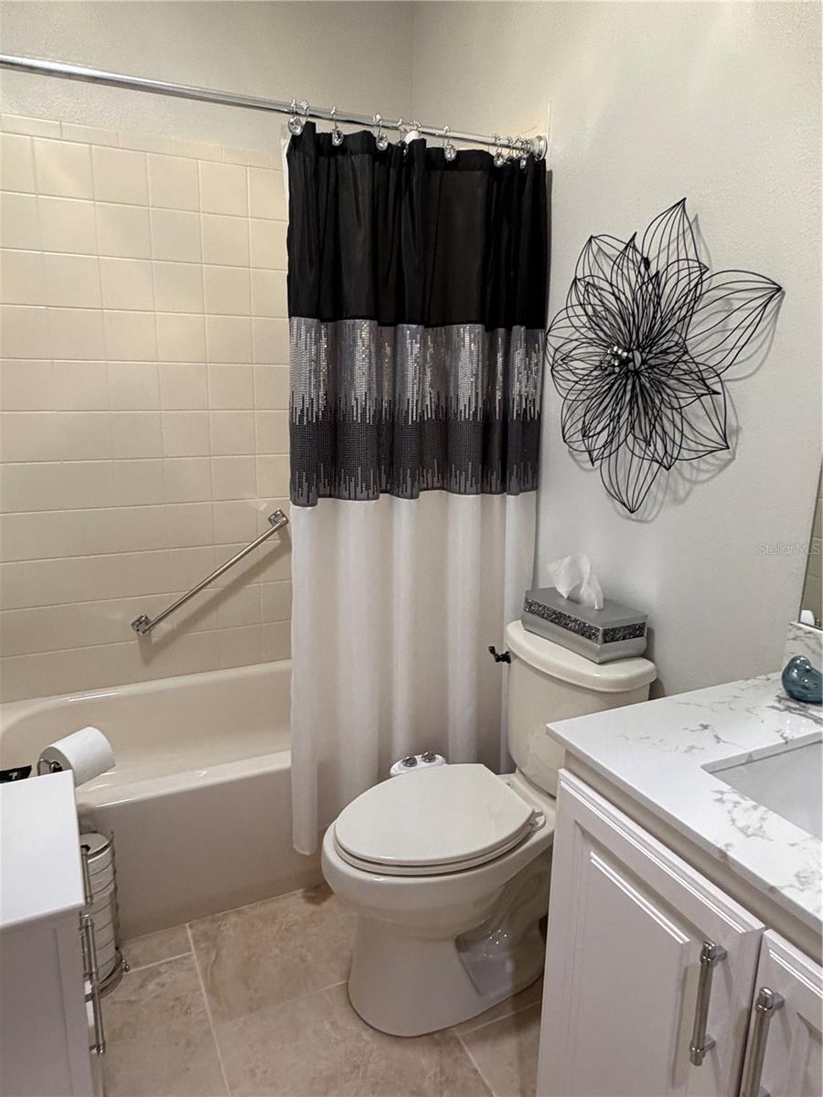 2nd Bathroom