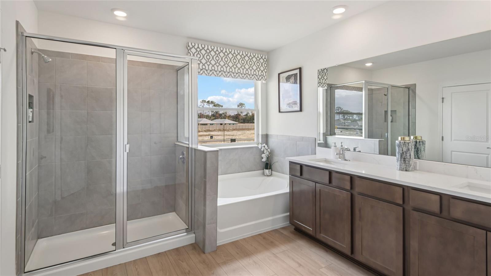 8733 PINECREST TRAIL, Wildwood, FL 34785