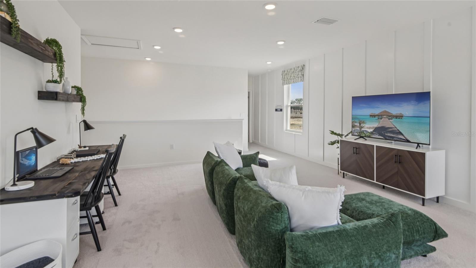 8733 PINECREST TRAIL, Wildwood, FL 34785