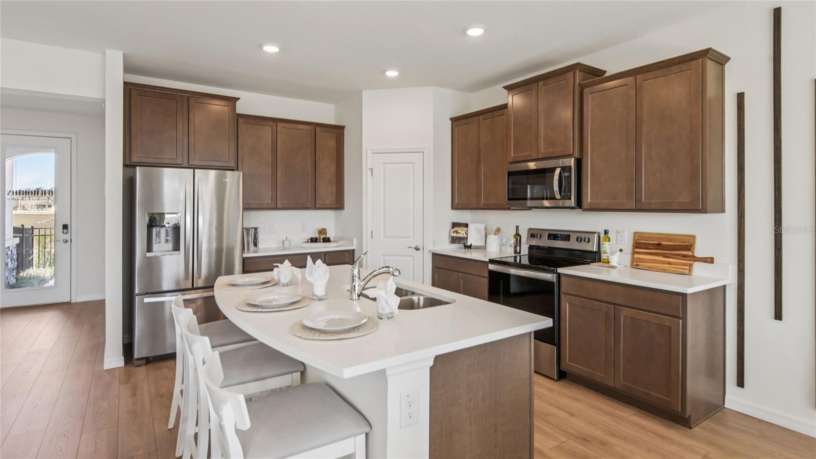 8733 PINECREST TRAIL, Wildwood, FL 34785