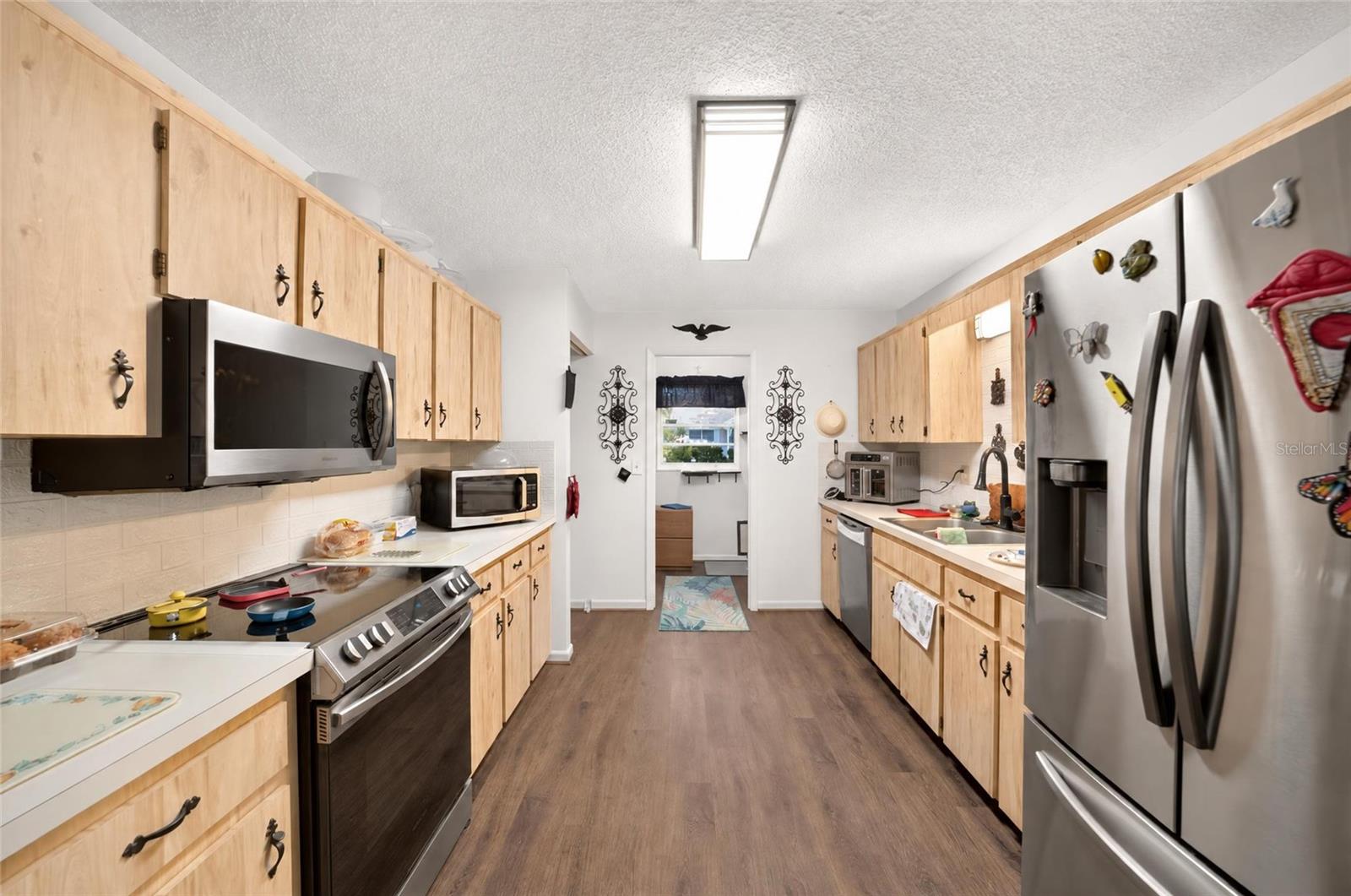 8650 SW 95TH STREET, Ocala, FL 34481