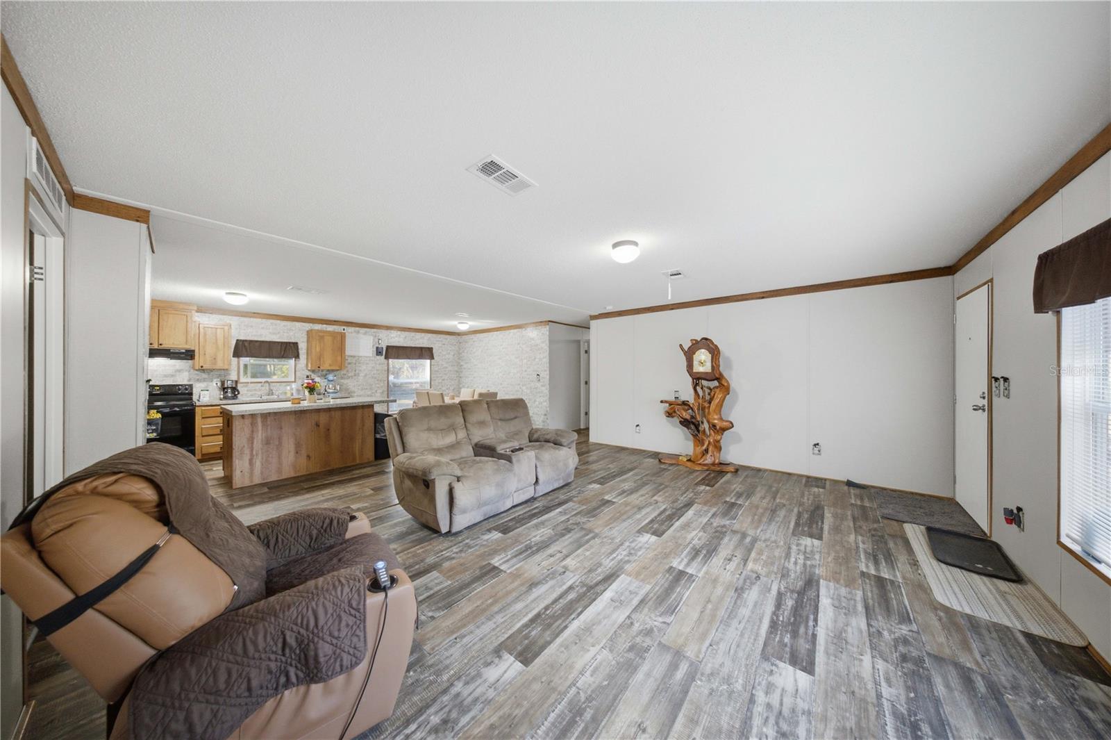 9921 SE 160TH AVENUE, Ocklawaha, FL 32179