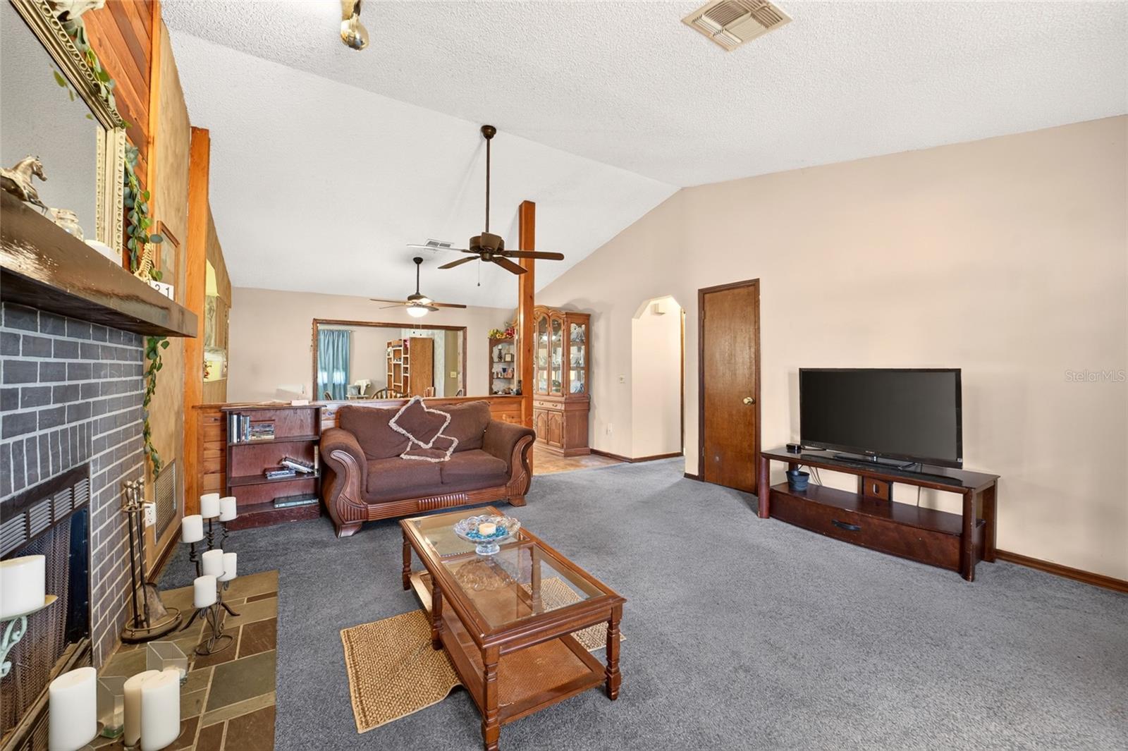 100 ALMOND ROAD, Ocala, FL 34472