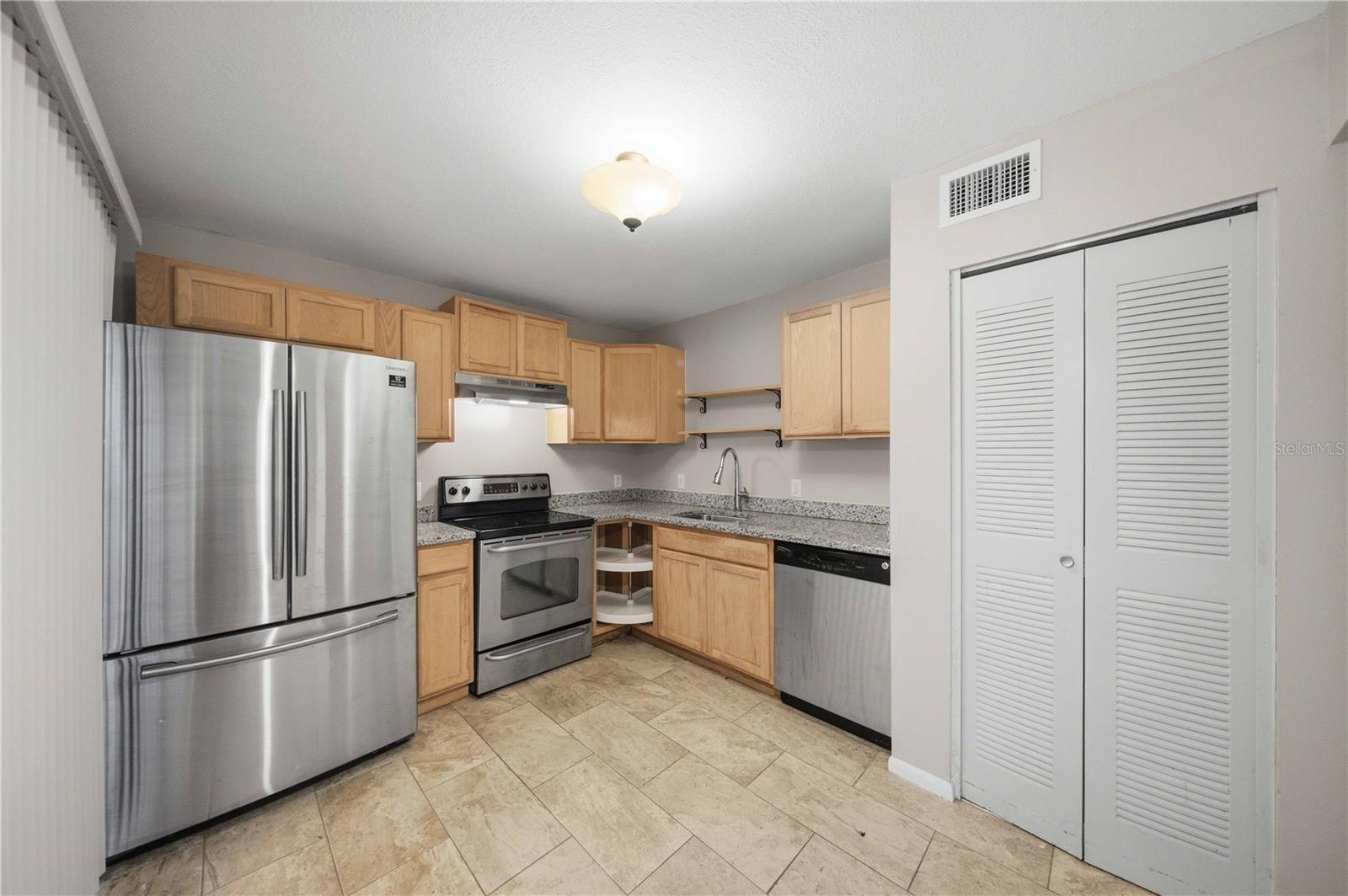 54 PINE TRACK, #102F, Ocala, FL 34472