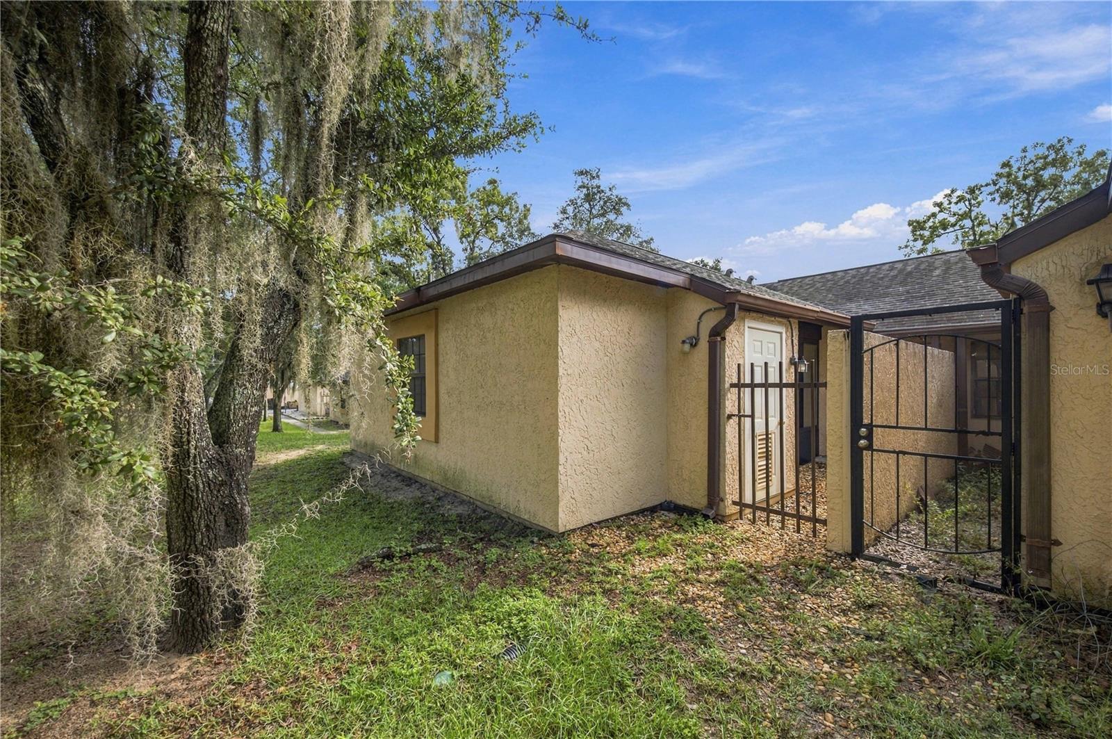 54 PINE TRACK, #102F, Ocala, FL 34472