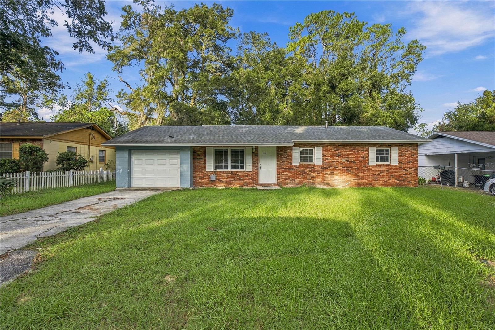 1322 NW 12TH AVENUE, Ocala, FL 34475