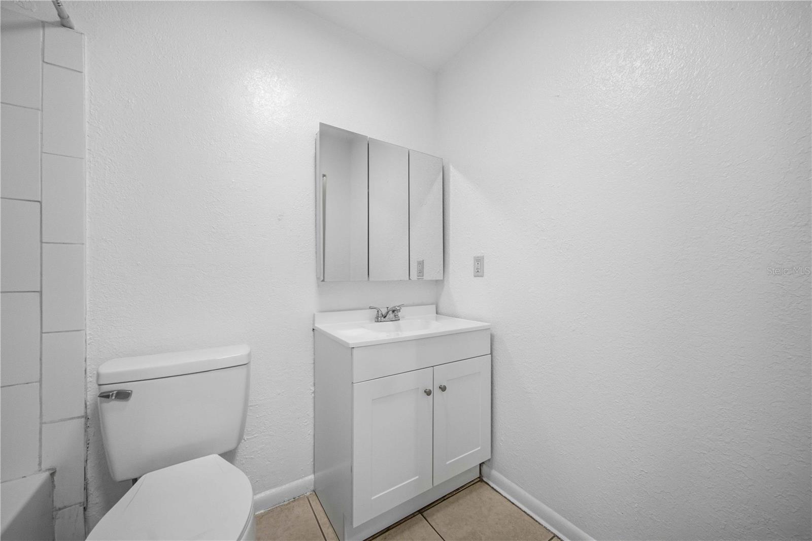 1322 NW 12TH AVENUE, Ocala, FL 34475