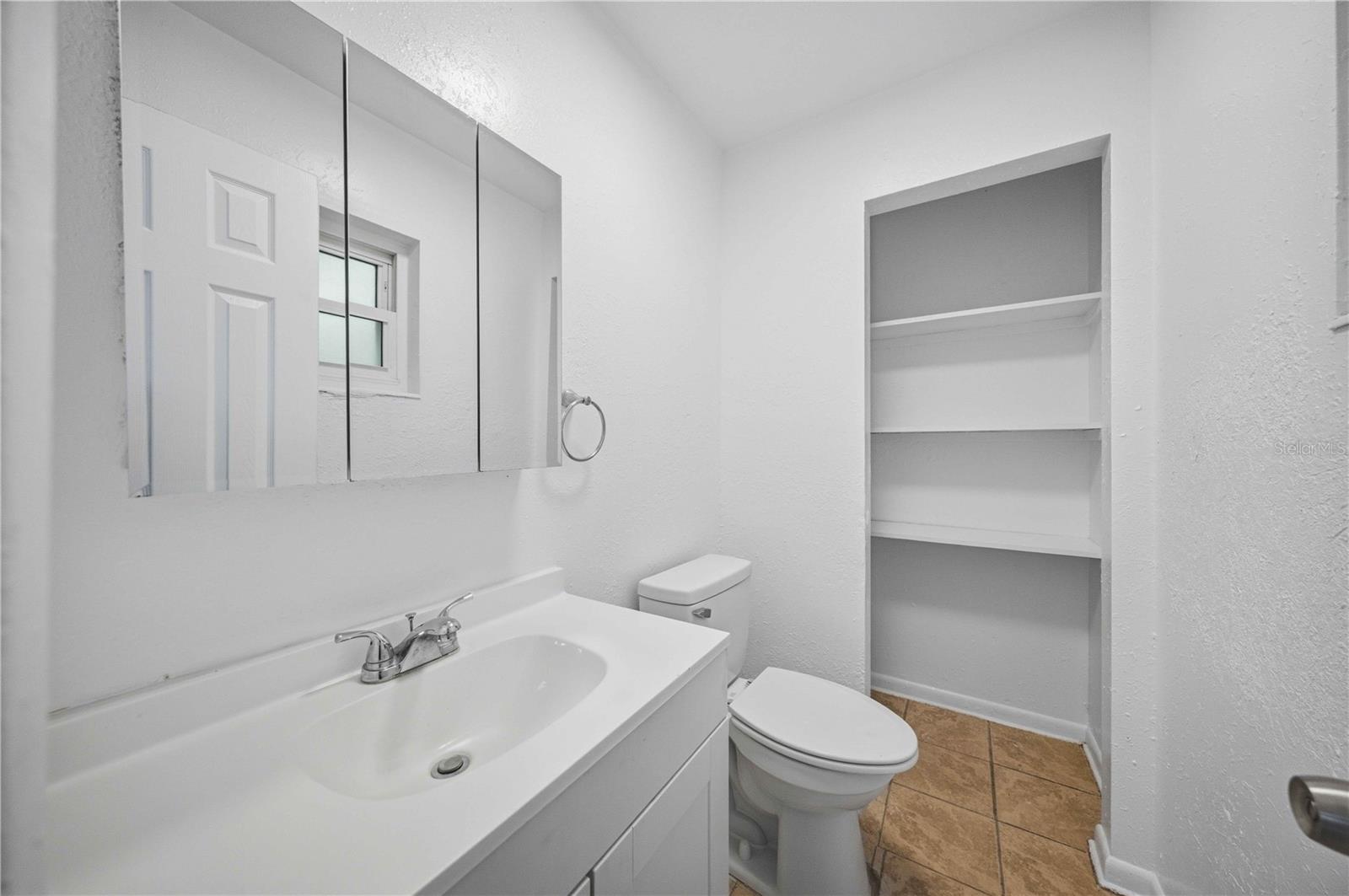1322 NW 12TH AVENUE, Ocala, FL 34475