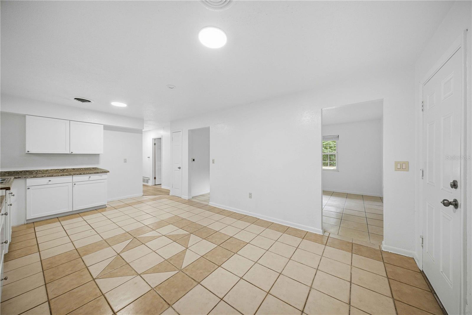 1322 NW 12TH AVENUE, Ocala, FL 34475