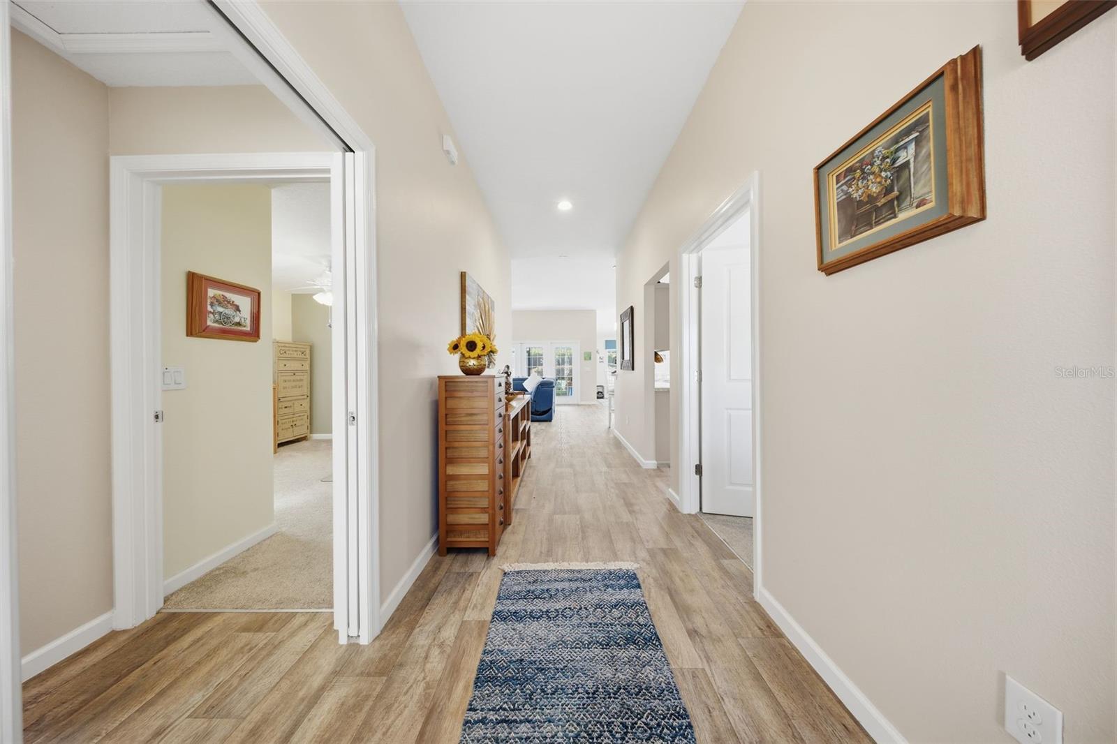Foyer Foyer
