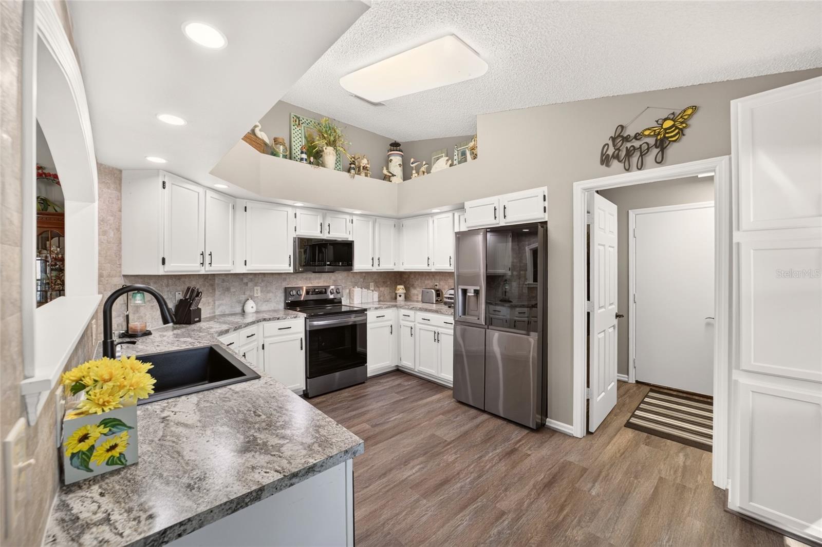 9141 SW 91ST CIRCLE, Ocala, FL 34481 9141 SW 91ST CIRCLE, Ocala, FL 34481