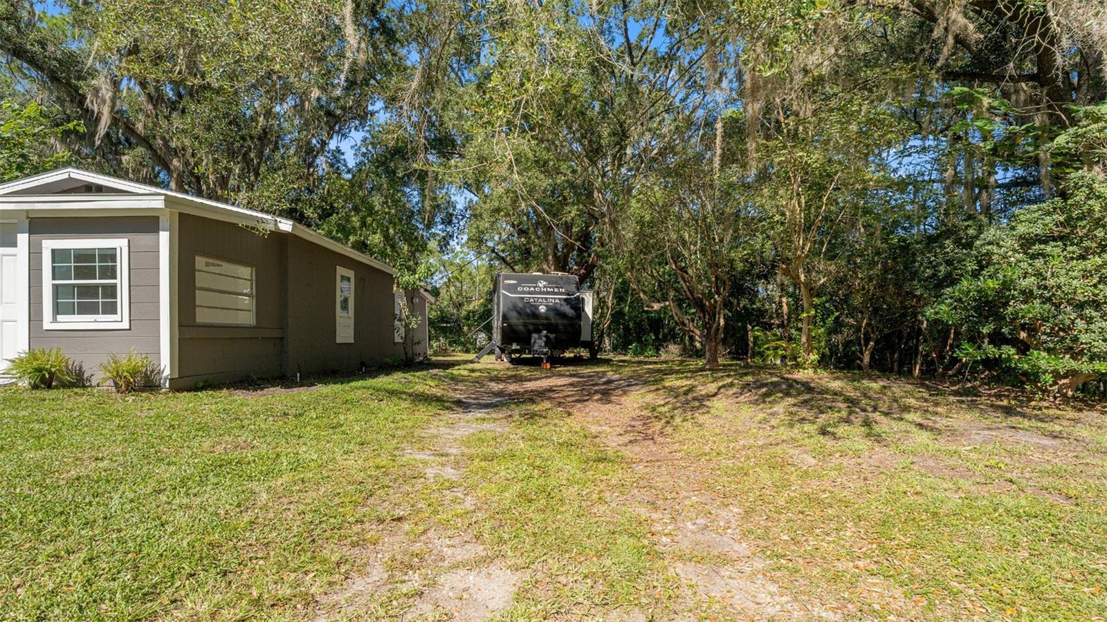 2410 NE 3RD PLACE, Gainesville, FL 32641