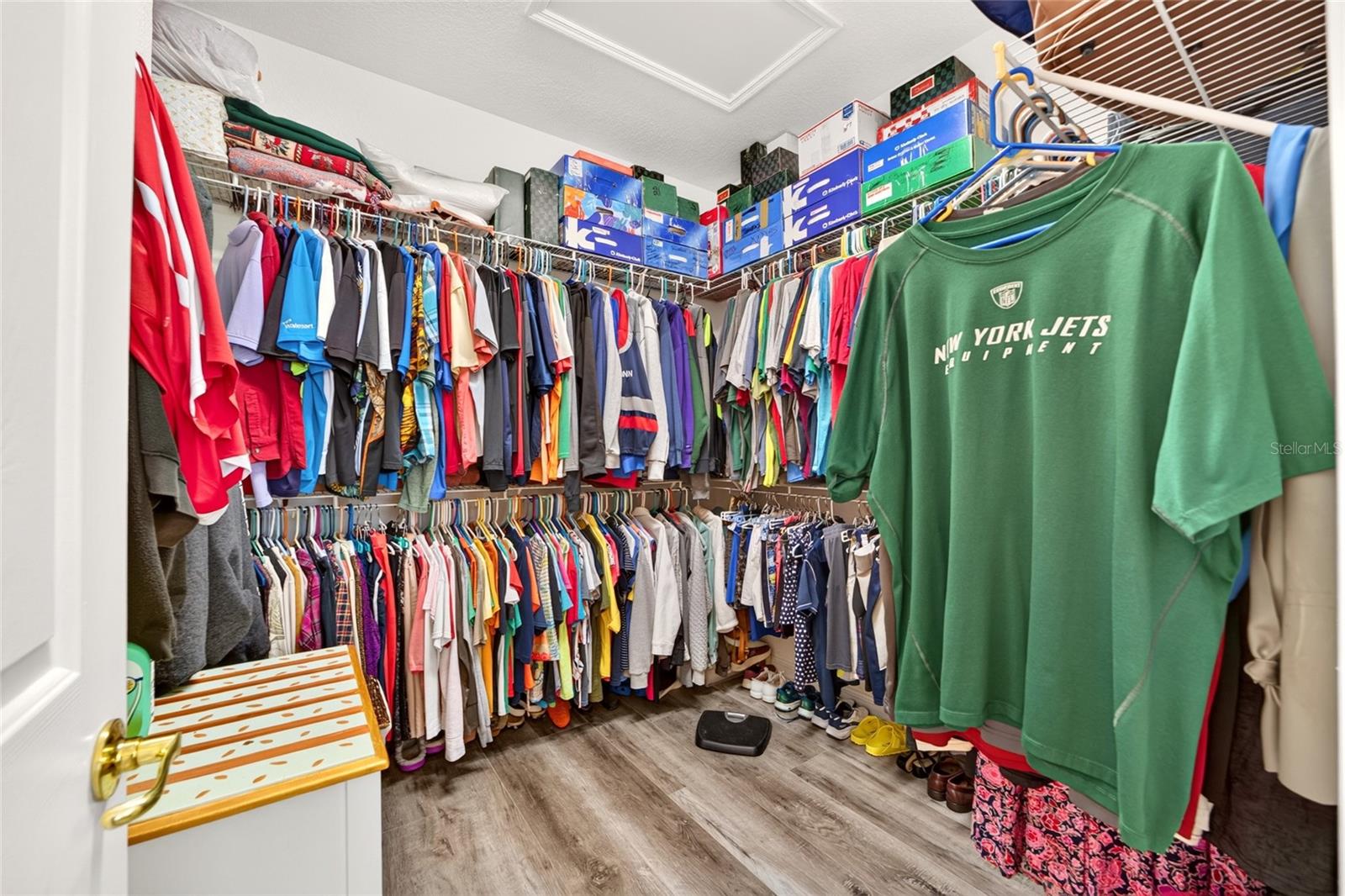 Walk In Closet