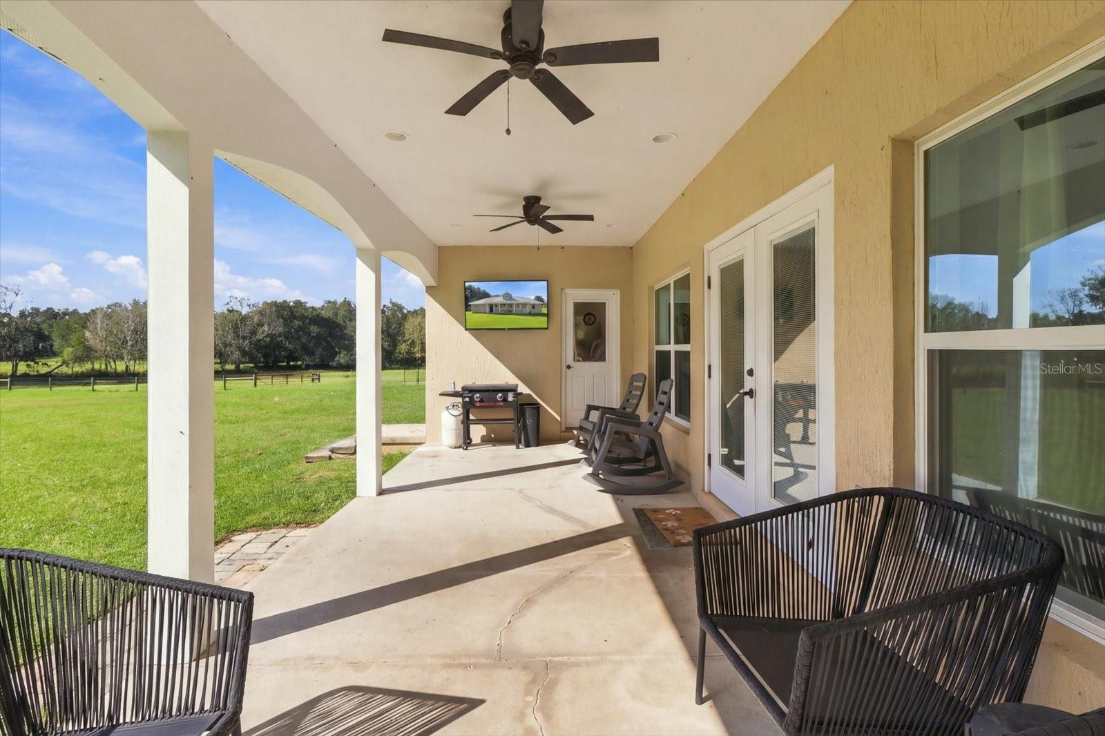 6420 CR 569, Center Hill, FL 33514