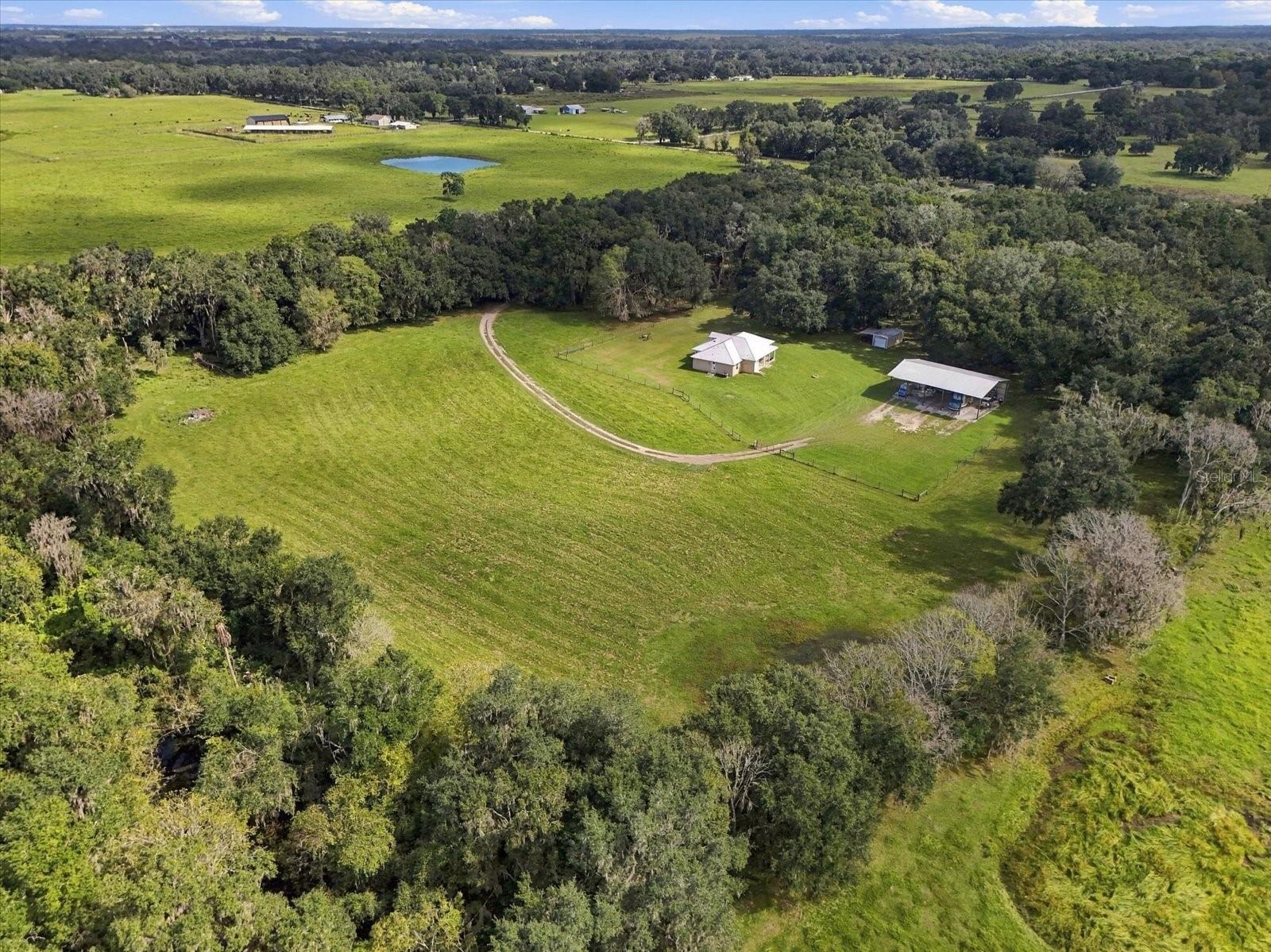 6420 CR 569, Center Hill, FL 33514