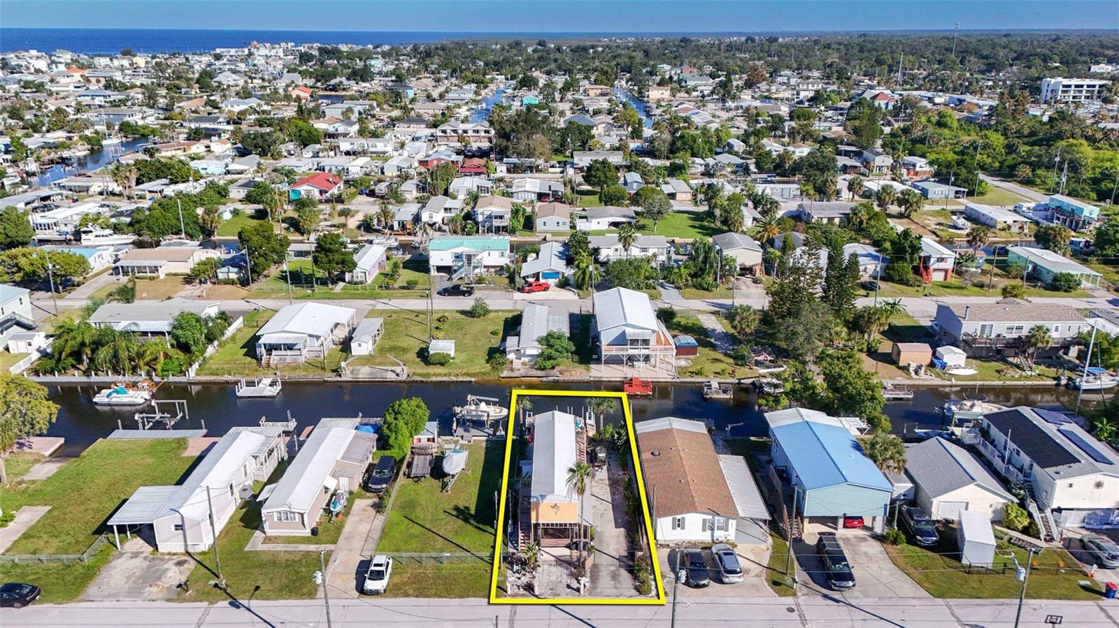 6813 CURLEW LANE, Hudson, FL 34667