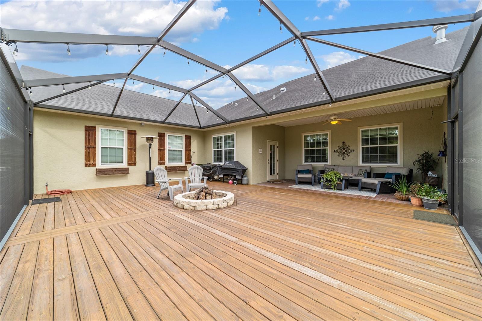 Screened Deck 34'X24'