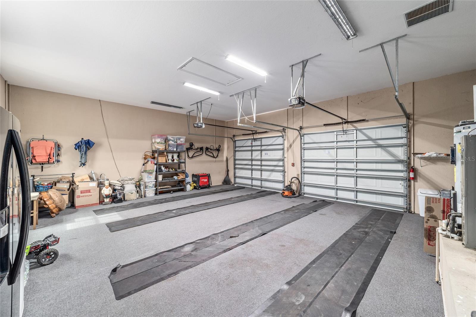 Over sized 30'X26" Garage
