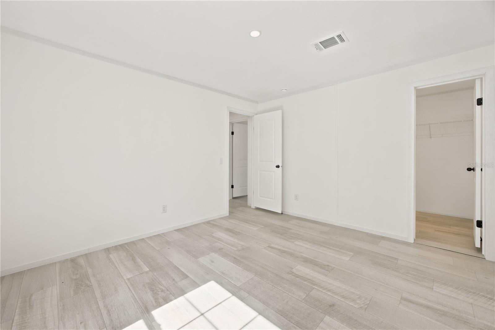 14330 SE 28TH STREET, Morriston, FL 32668