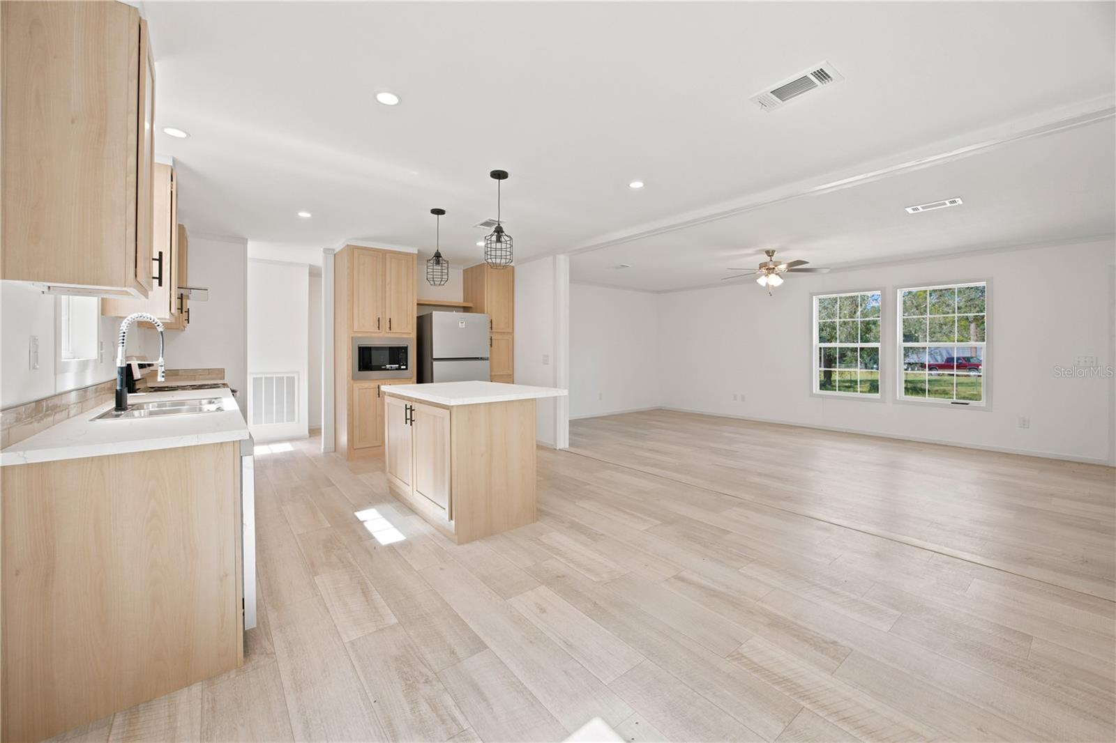 14330 SE 28TH STREET, Morriston, FL 32668