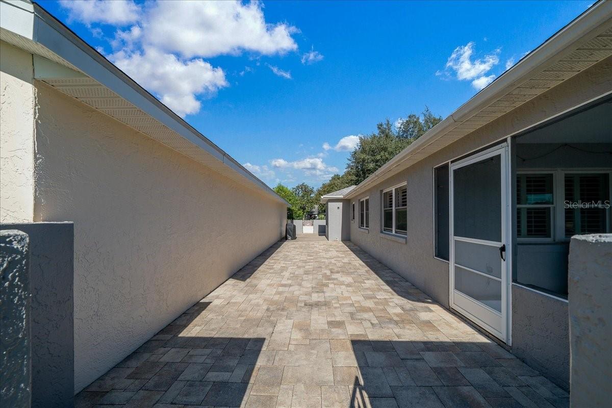9085 SW 91ST CIRCLE, Ocala, FL 34481