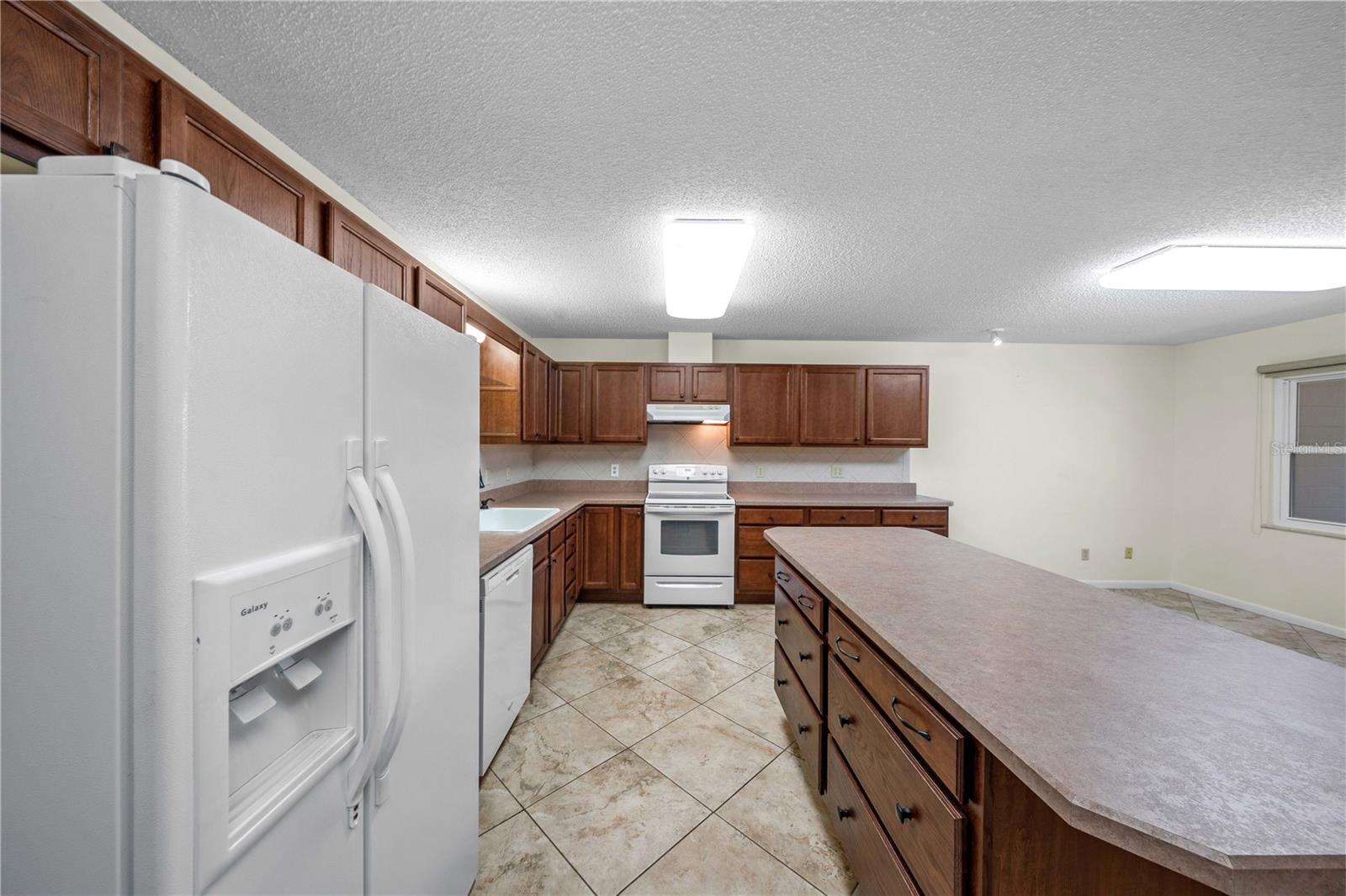 9529 SW 85TH AVENUE, #D, Ocala, FL 34481
