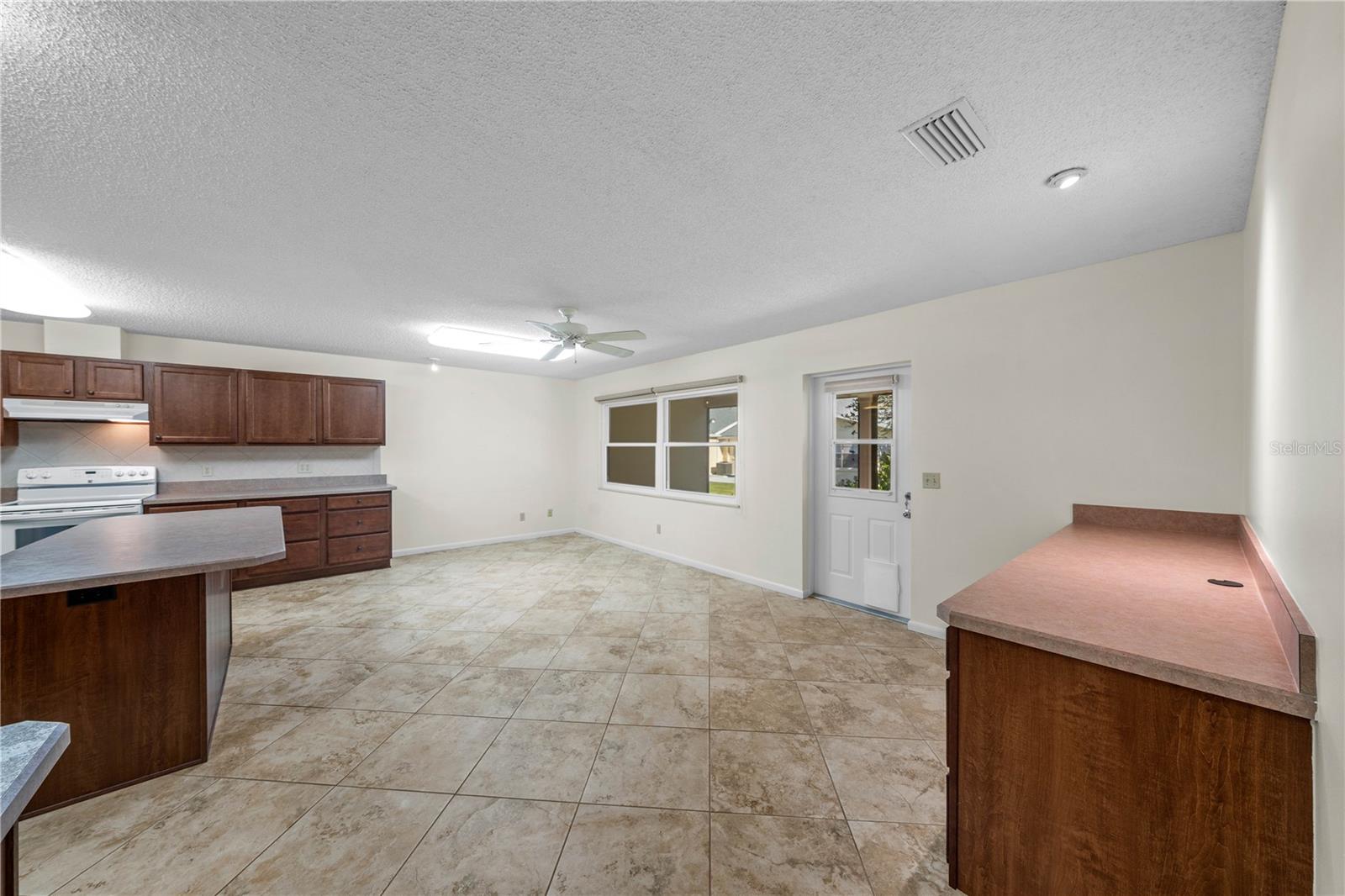 9529 SW 85TH AVENUE, #D, Ocala, FL 34481