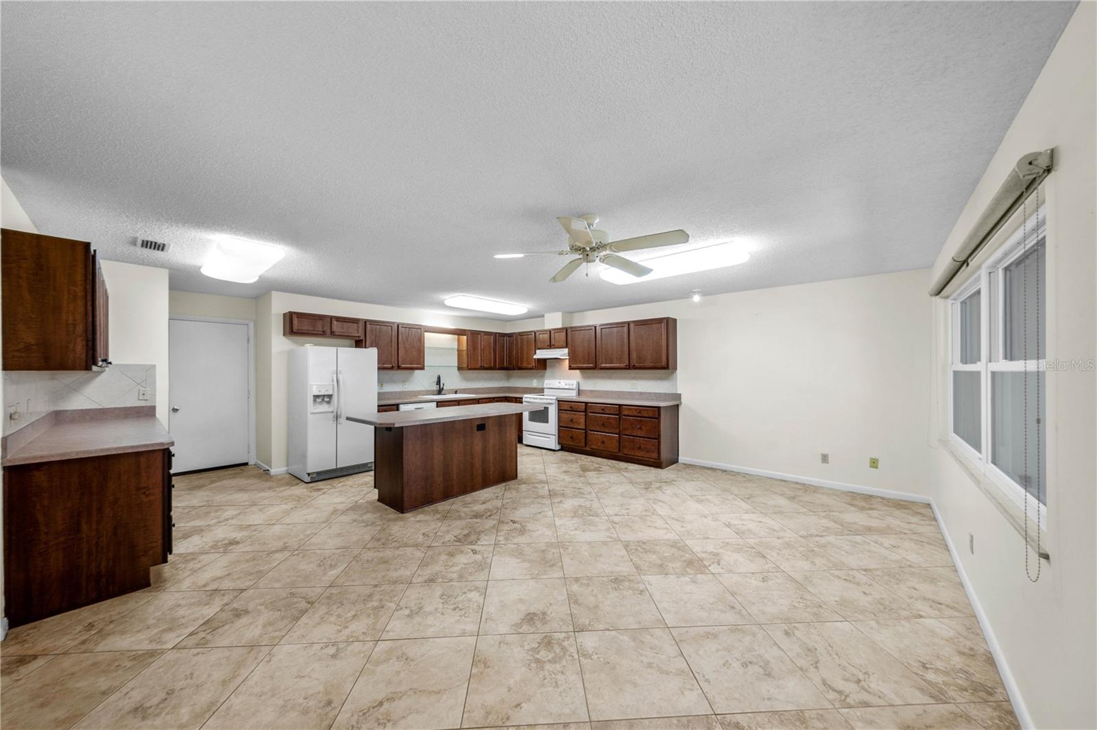 9529 SW 85TH AVENUE, #D, Ocala, FL 34481