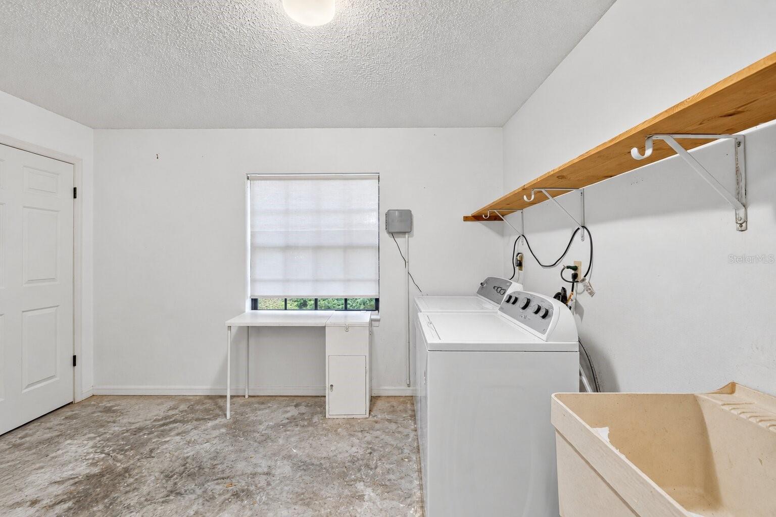 3925 SE 17TH STREET, Ocala, FL 34471