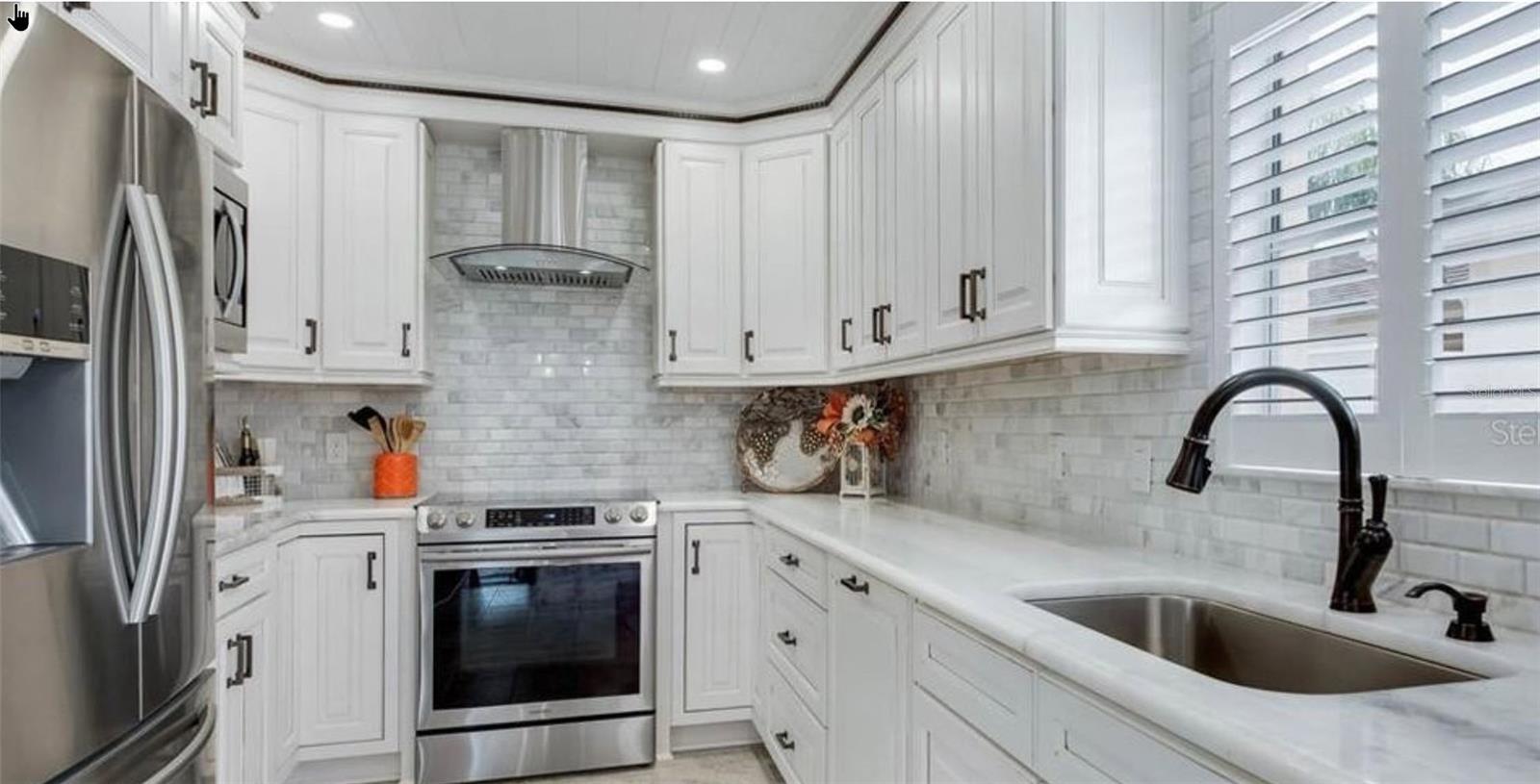 UPGRADED KITCHEN TURNKEY KITCHENWARE