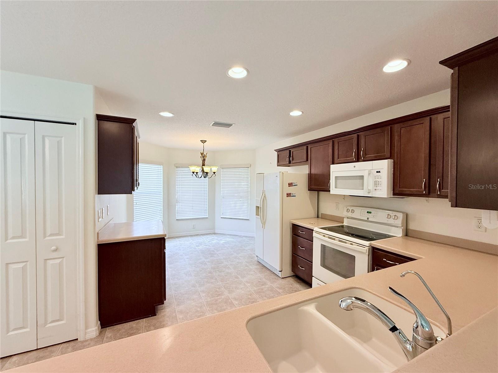 16394 SW 15TH COURT, Ocala, FL 34473