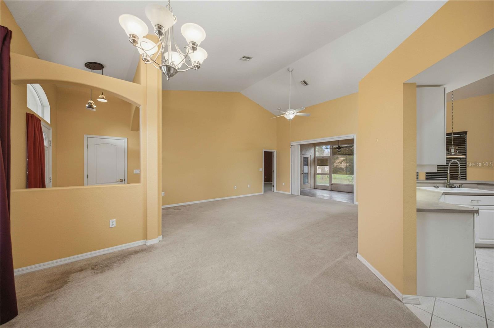 Living Room  Alternate View