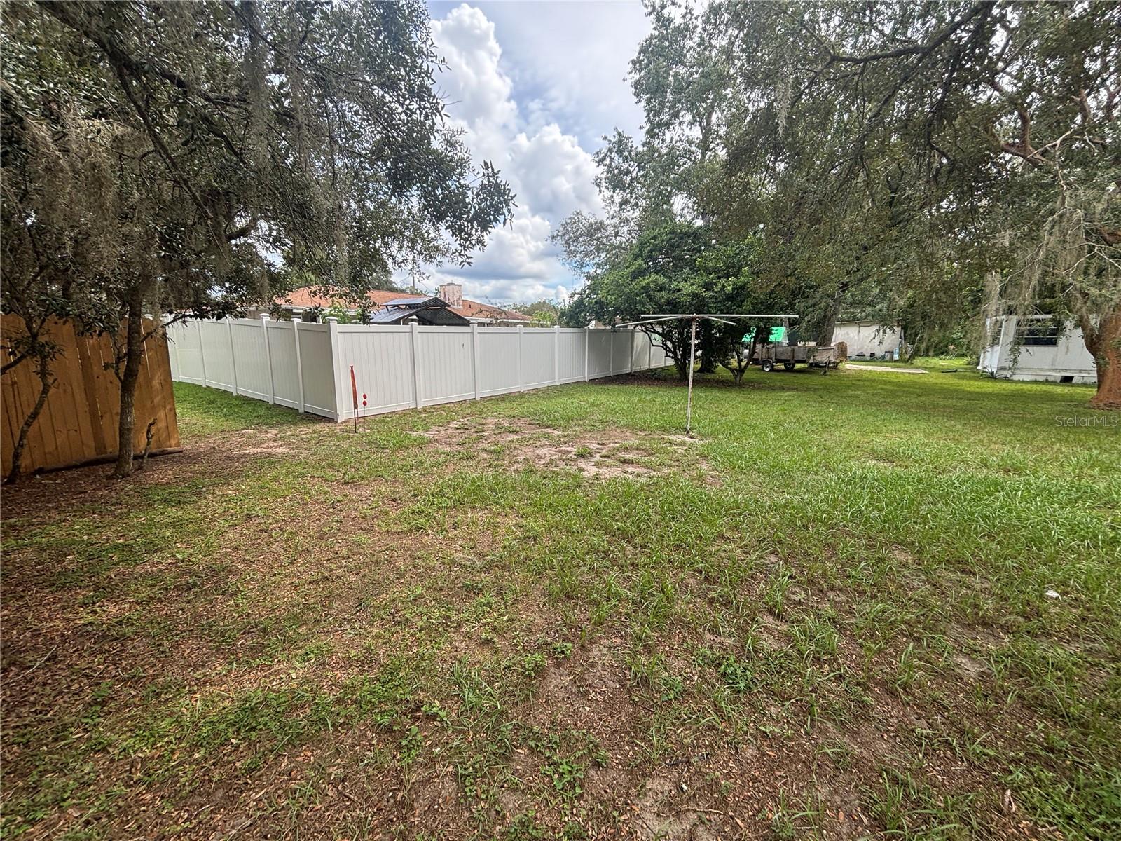 1851 SE 176TH AVENUE, Silver Springs, FL 34488 1851 SE 176TH AVENUE, Silver Springs, FL 34488