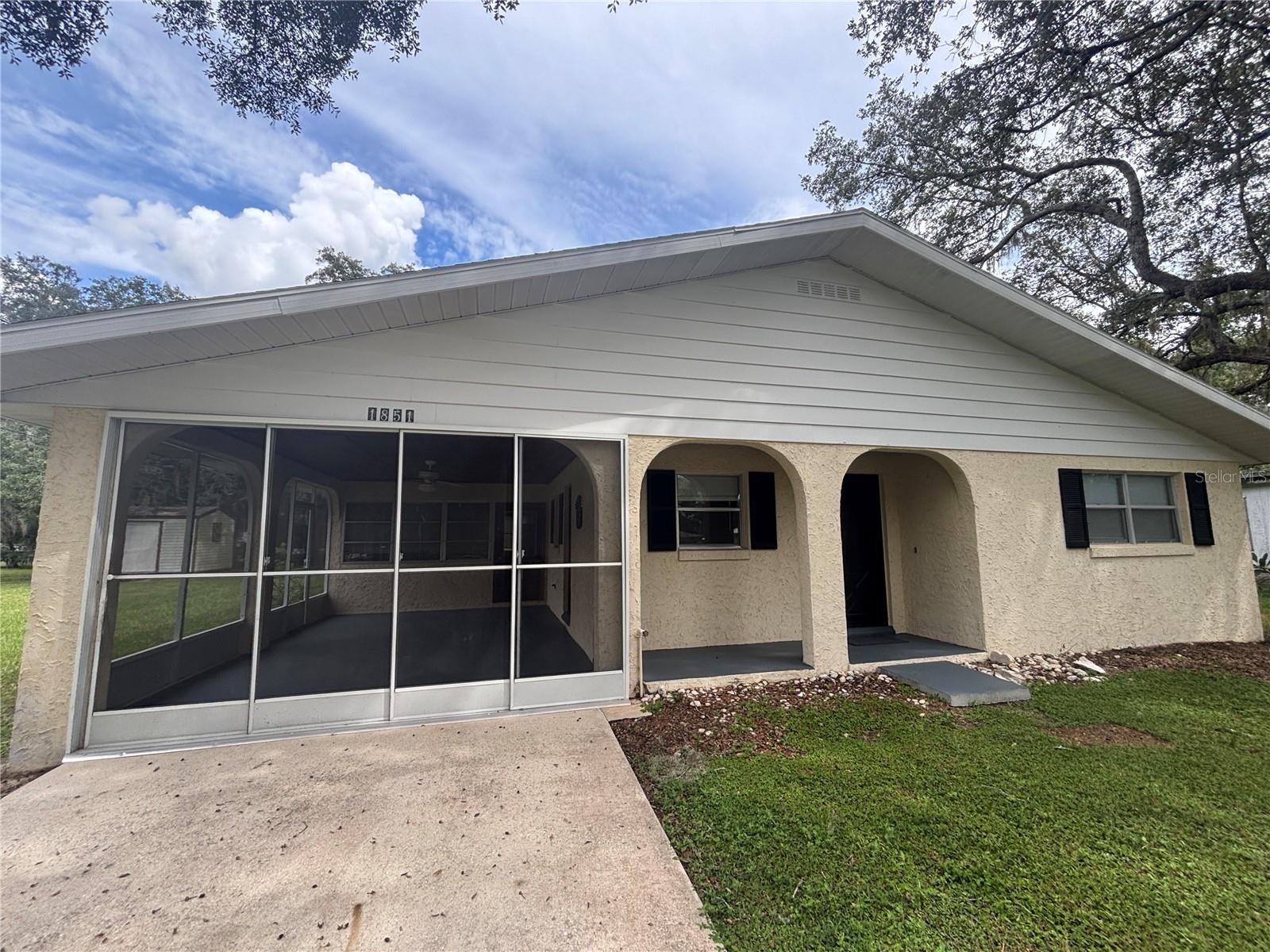 1851 SE 176TH AVENUE, Silver Springs, FL 34488 1851 SE 176TH AVENUE, Silver Springs, FL 34488