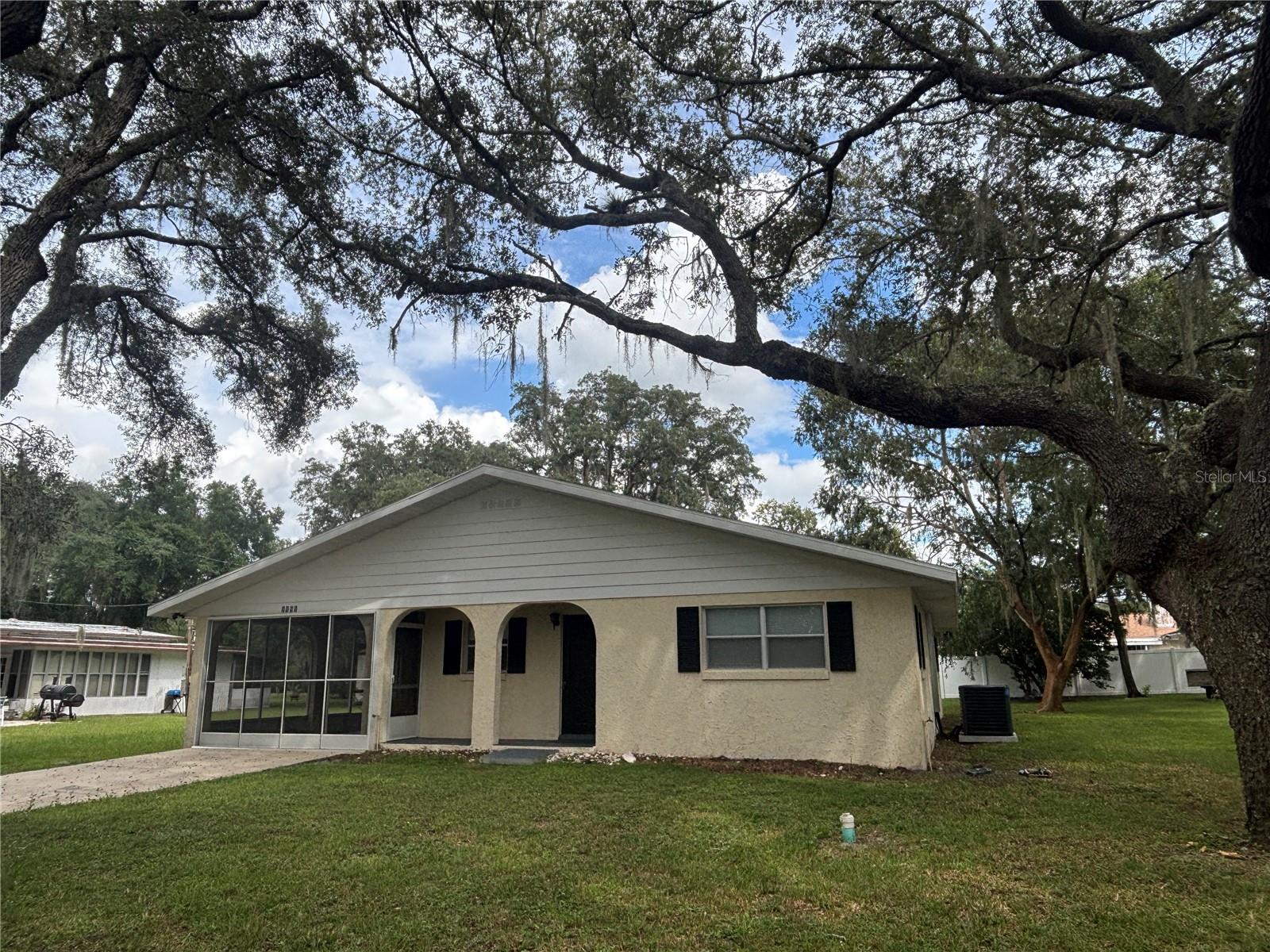 1851 SE 176TH AVENUE, Silver Springs, FL 34488