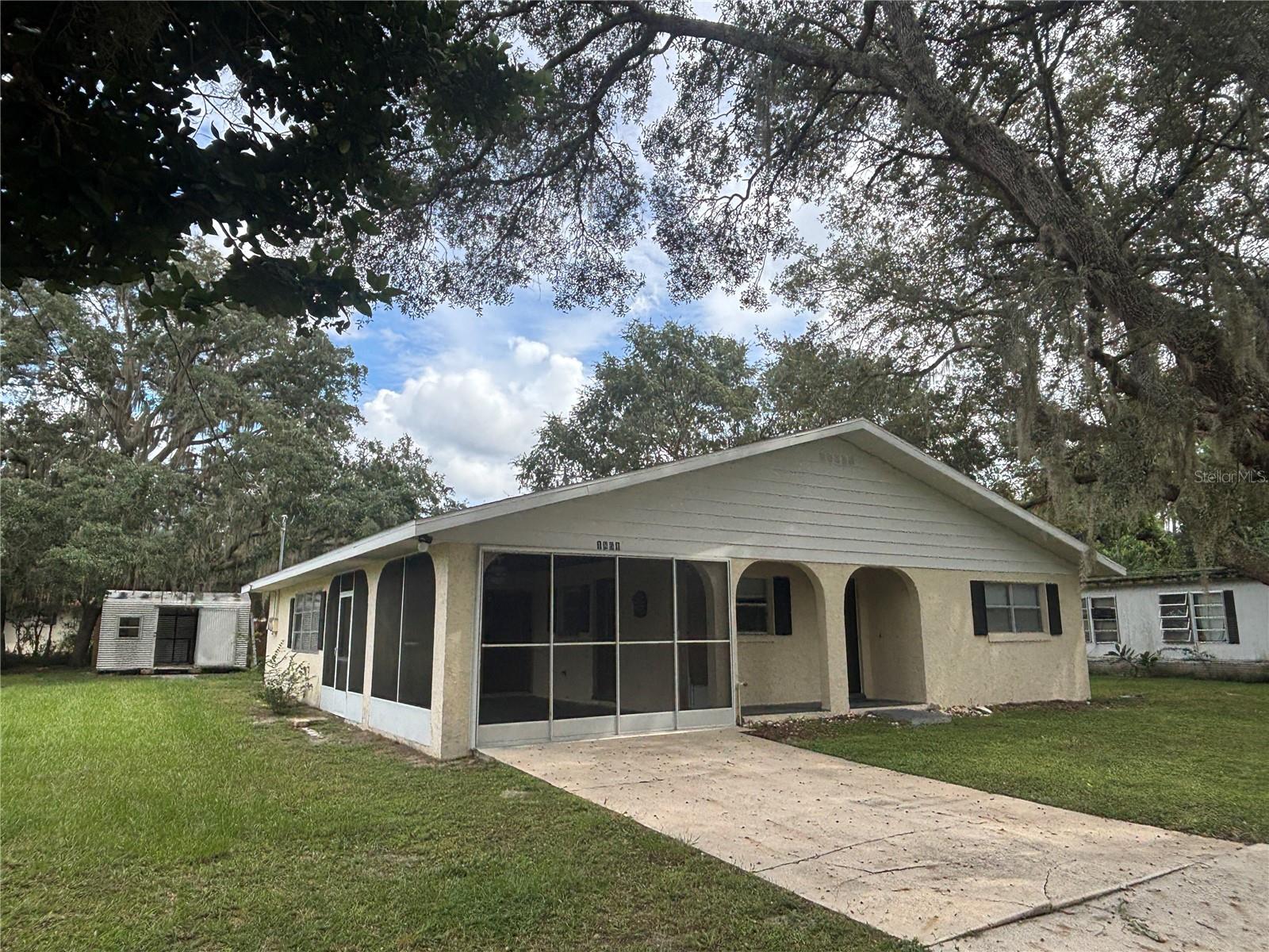 1851 SE 176TH AVENUE, Silver Springs, FL 34488 1851 SE 176TH AVENUE, Silver Springs, FL 34488