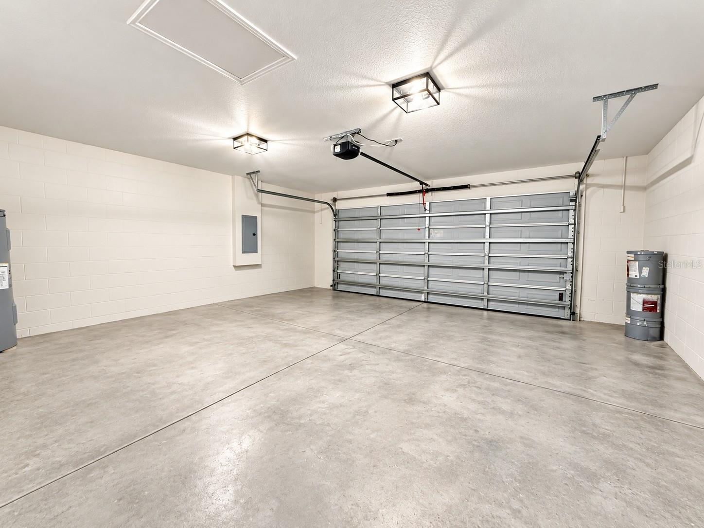 21002 SW CARDINAL AVENUE, Dunnellon, FL 34431