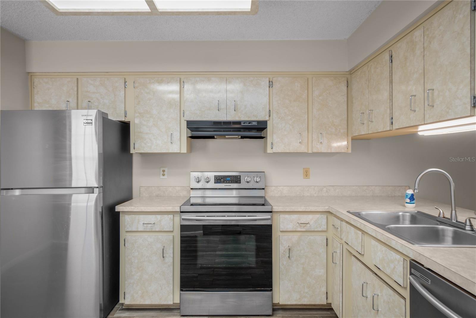 6877 E CULPEPPER COURT, Inverness, FL 34452 6877 E CULPEPPER COURT, Inverness, FL 34452