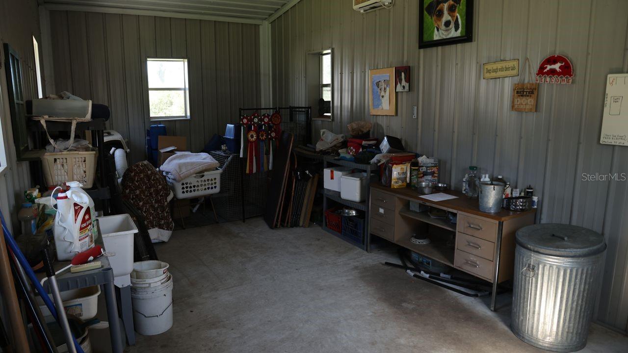 KENNEL OFFICE