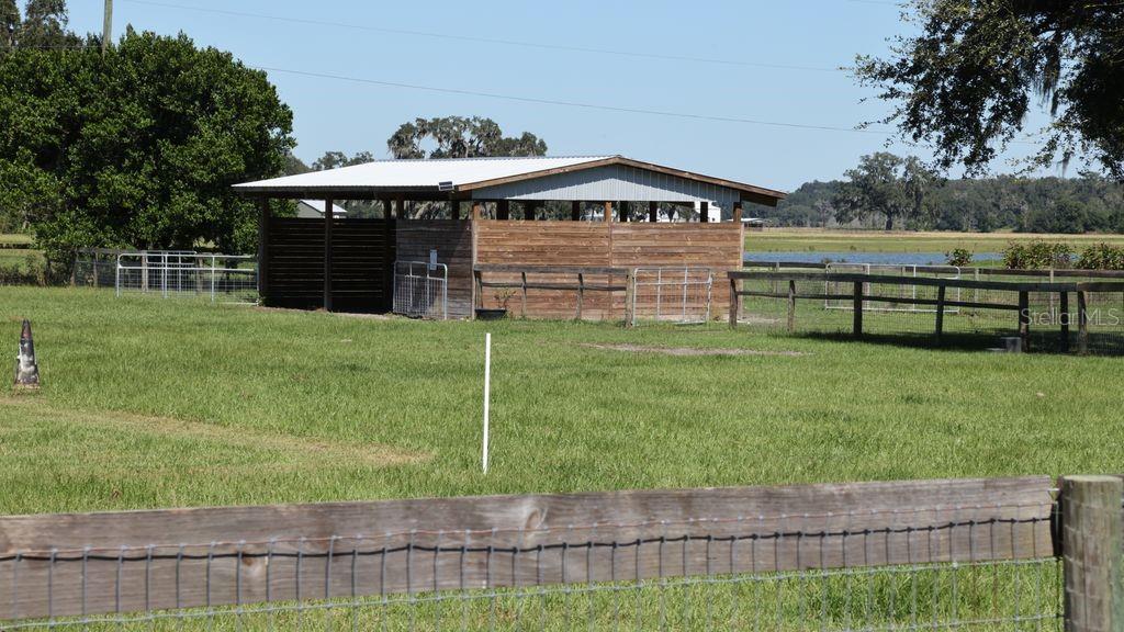 BARN 2