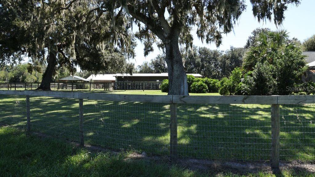 9238 FORT KING ROAD, Dade City, FL 33525