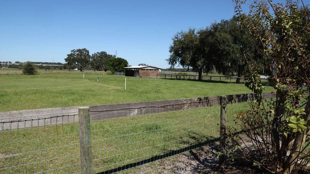 9238 FORT KING ROAD, Dade City, FL 33525