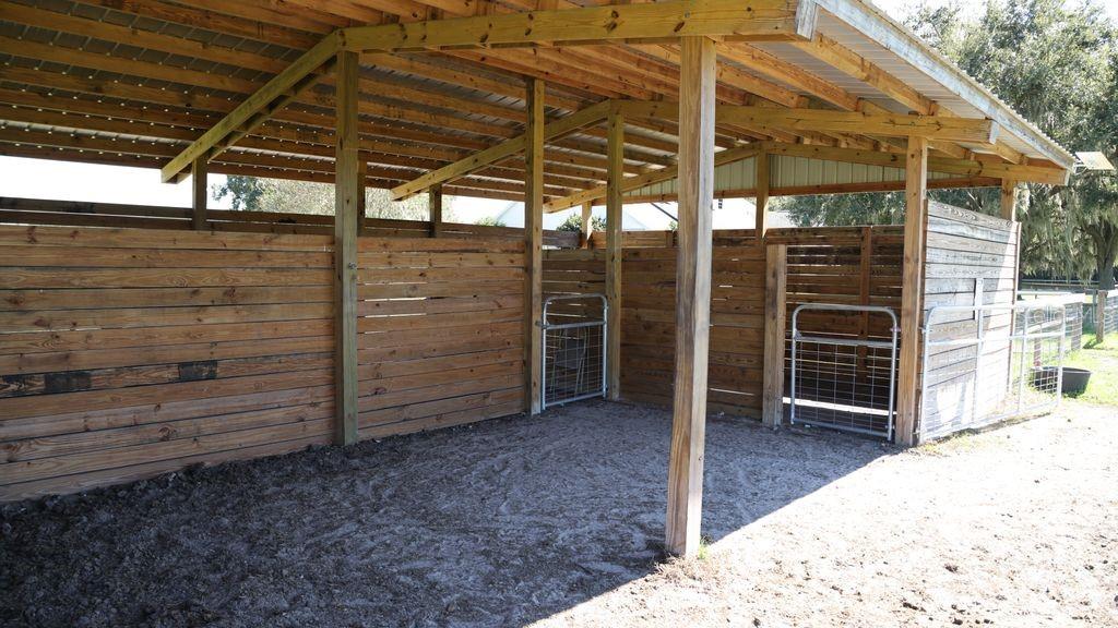 BARN 2