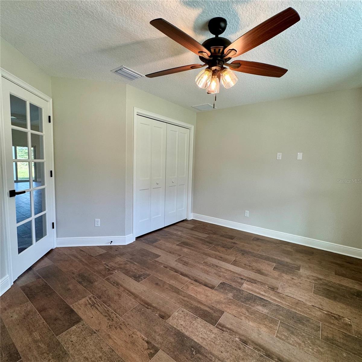 Bedroom or Office