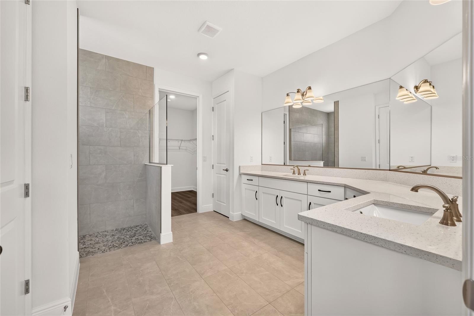 10185 SW 84TH ST ROAD, Ocala, FL 34481