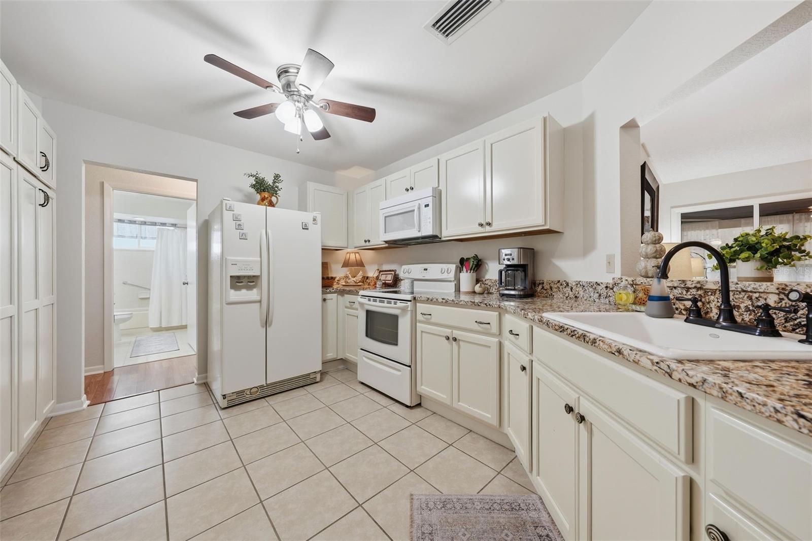 10921 SW 83RD AVENUE, Ocala, FL 34481
