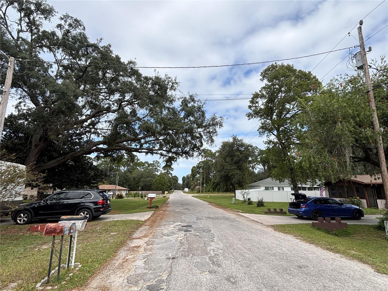 2042 SE 175TH TERRACE, Silver Springs, FL 34488