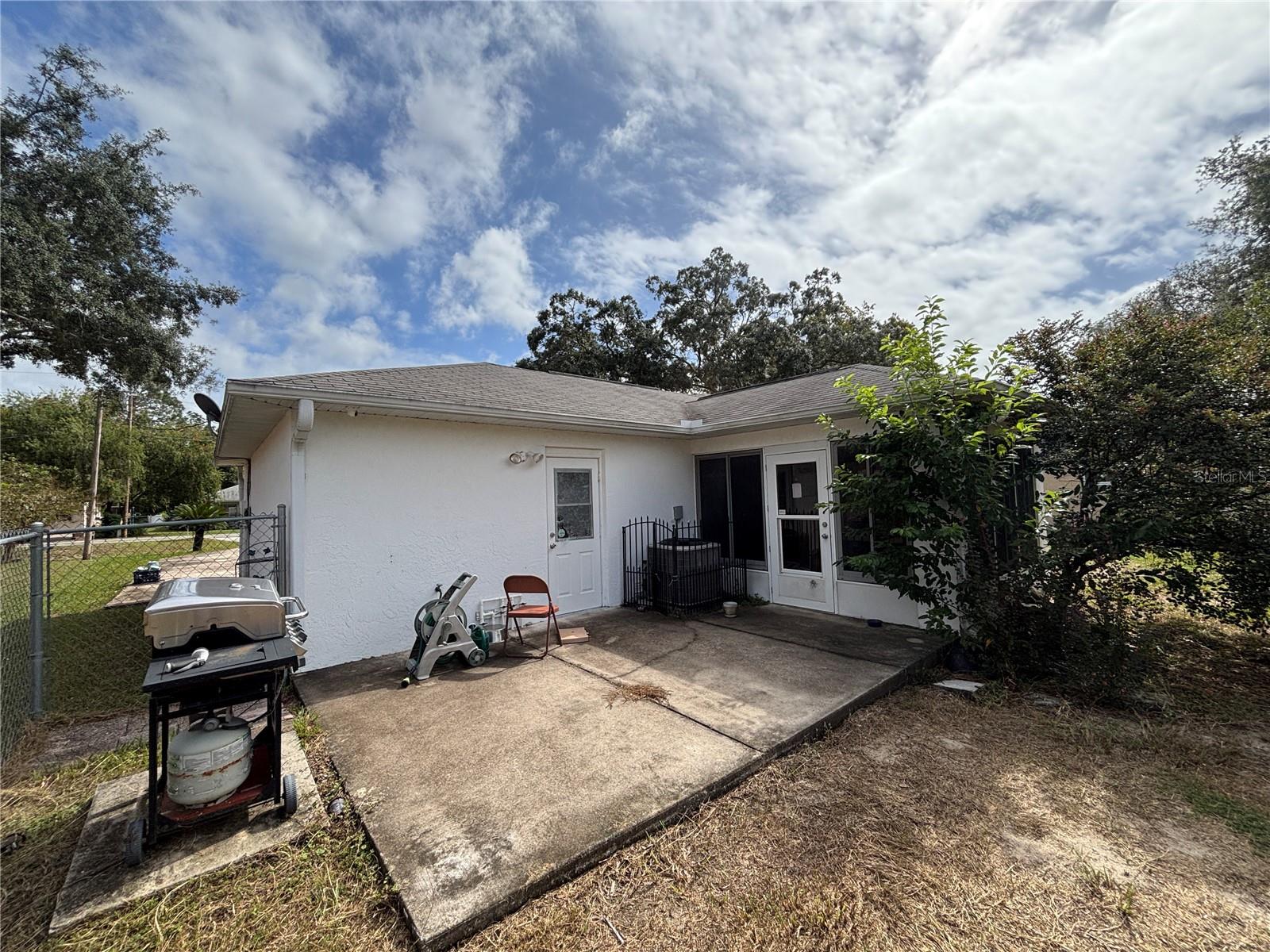 2042 SE 175TH TERRACE, Silver Springs, FL 34488