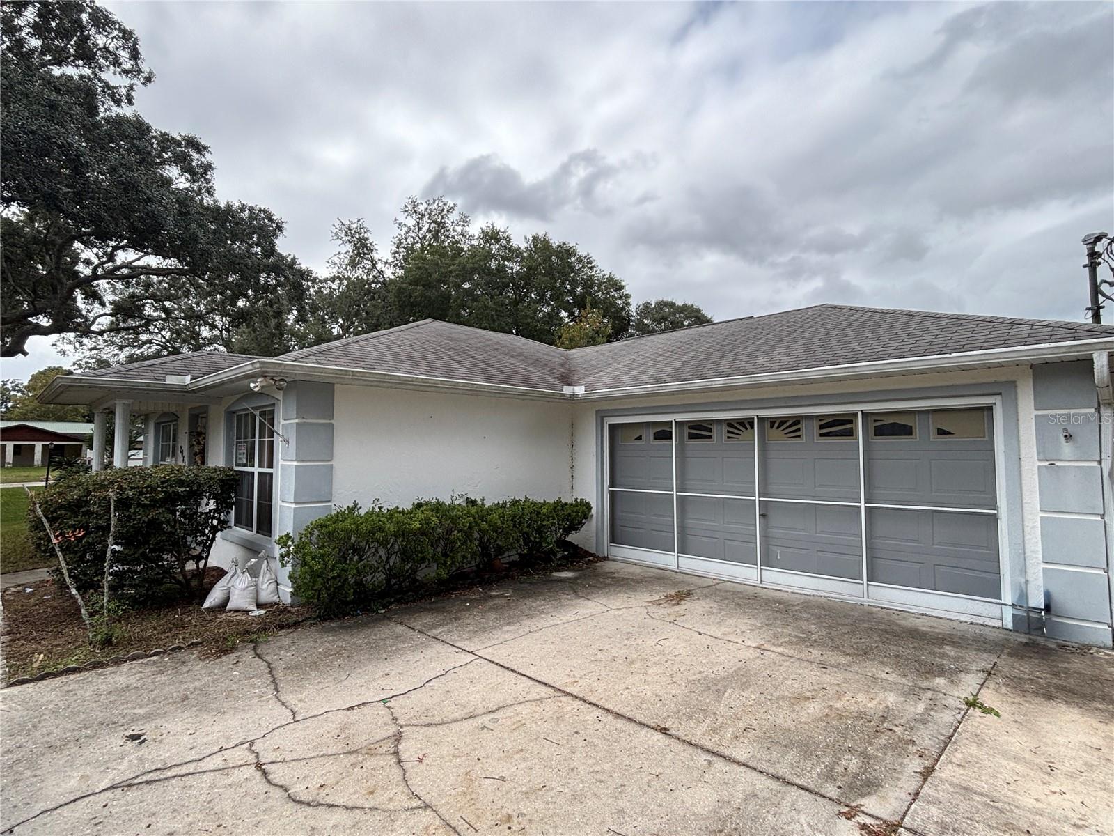 2042 SE 175TH TERRACE, Silver Springs, FL 34488